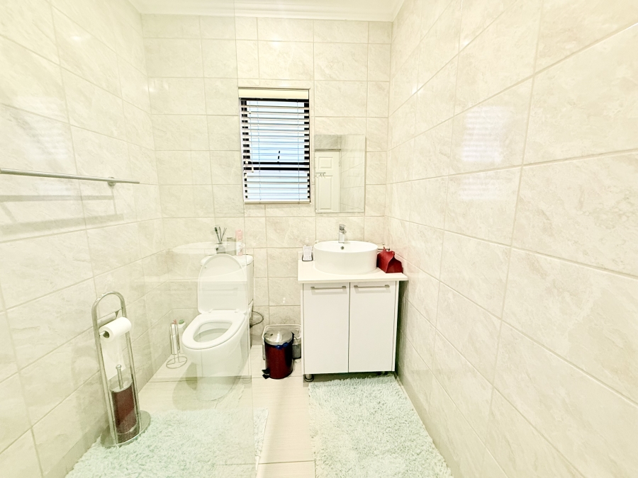 4 Bedroom Property for Sale in Wild Olive Estate Free State